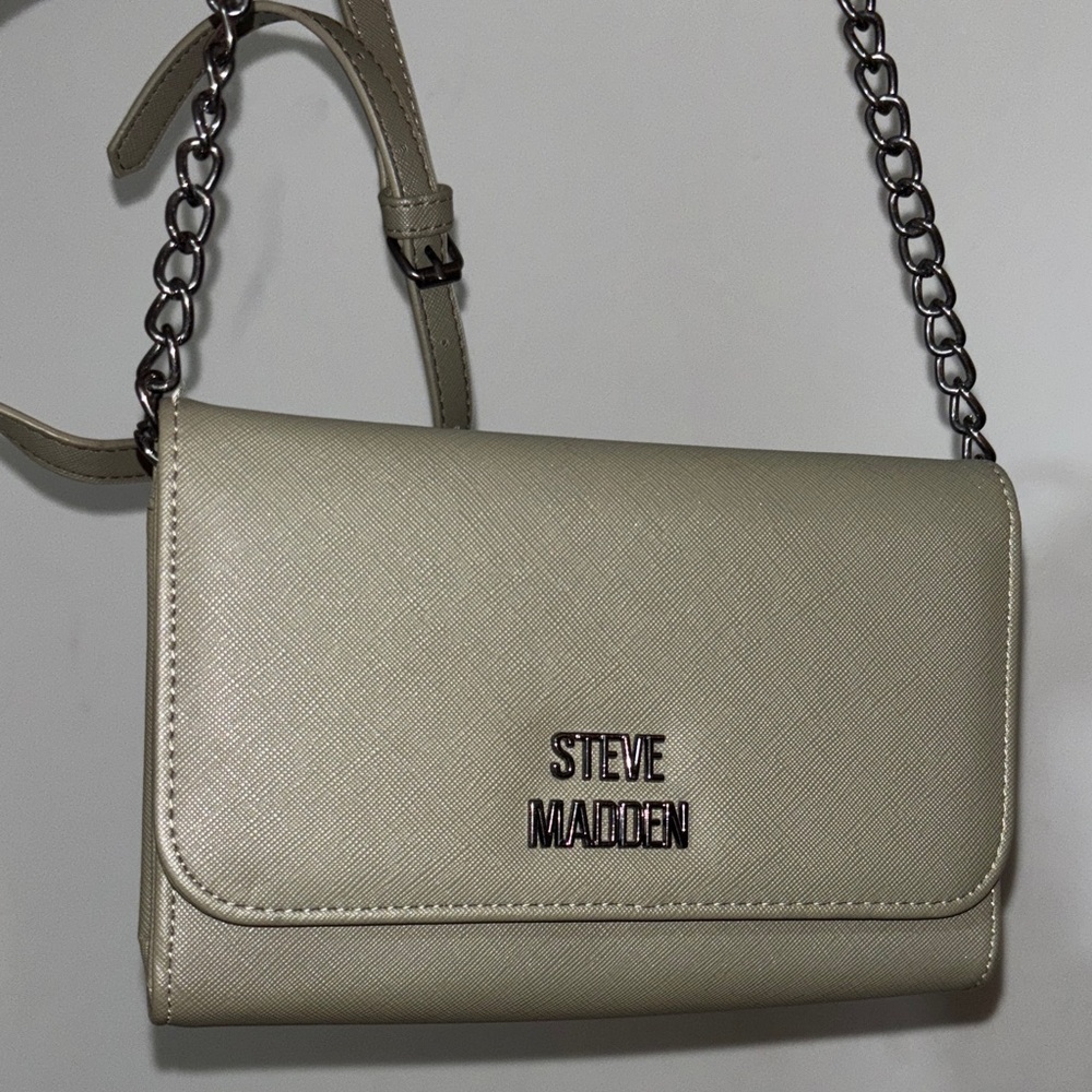 Steve Madden Beige Crossbody Bag with Chain Strap